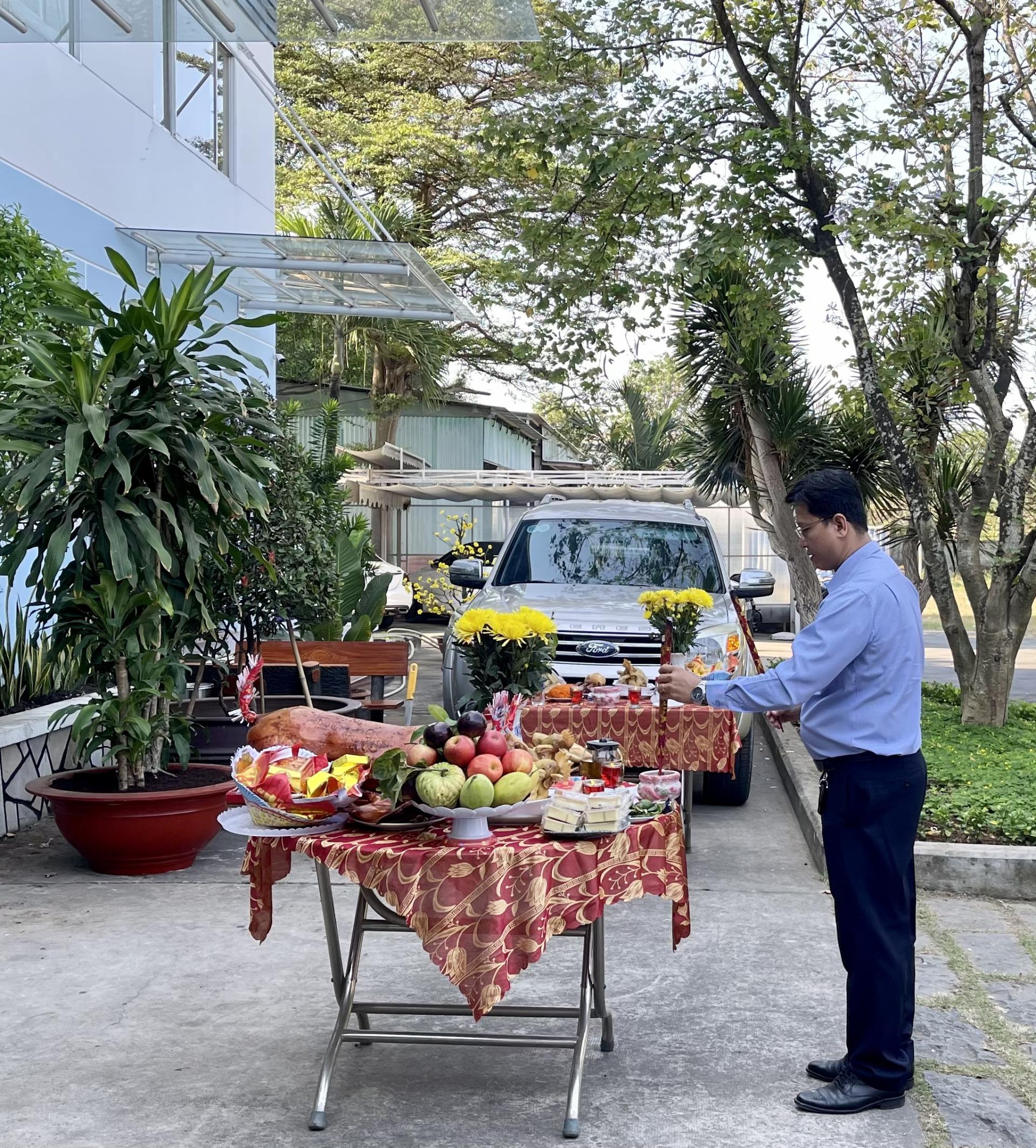 GIỖ TỔ NGHỀ XÂY DỰNG